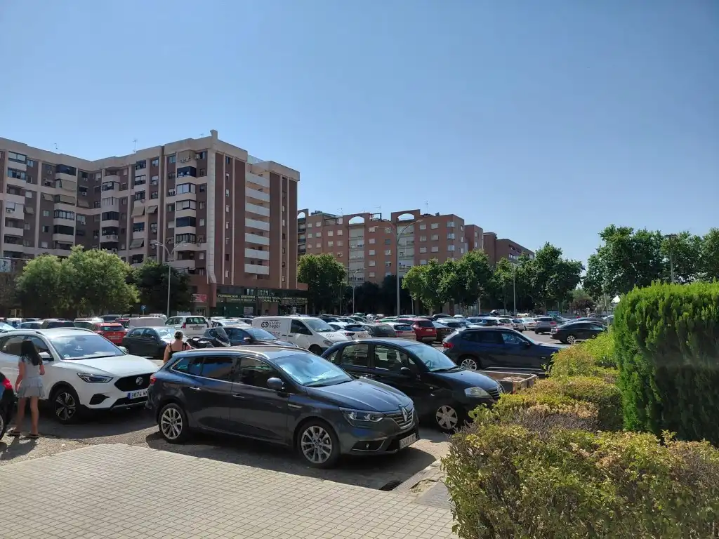 Aparcament de Edifici en venda en Badajoz