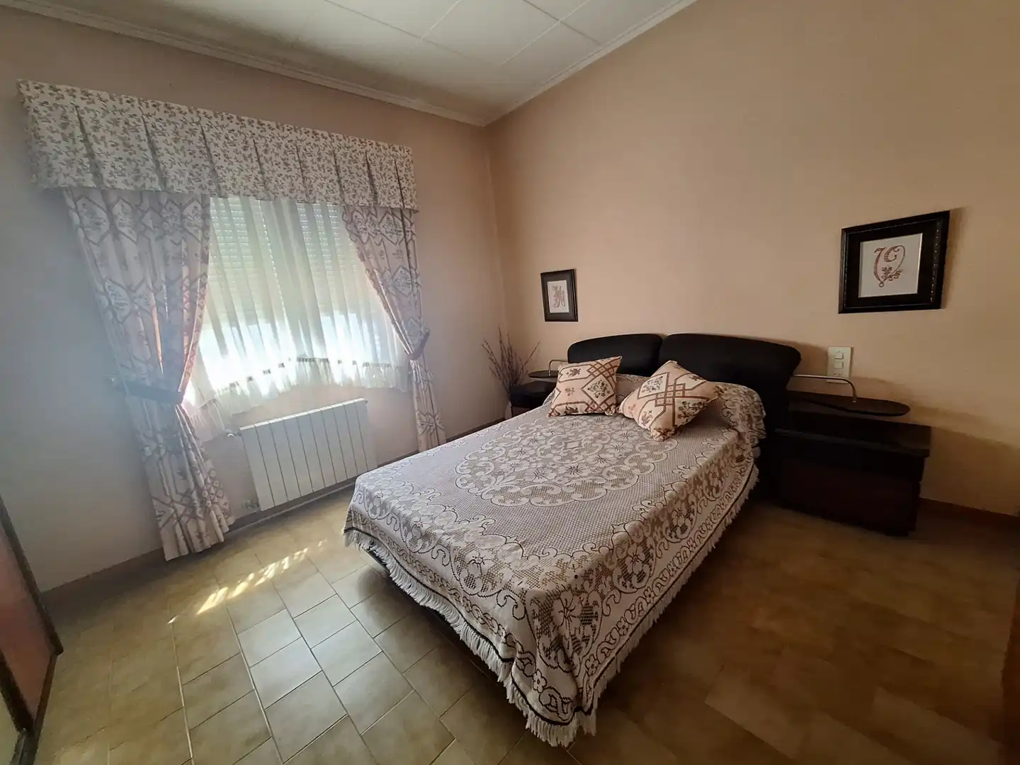 Schlafzimmer von Haus oder Chalet zum Verkauf in Sueca mit Klimaanlage, Heizung und Möbliert