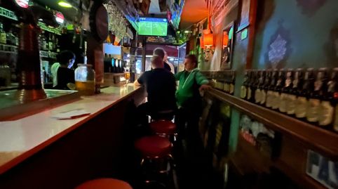 Photo 3 of Premises for transfer in Carrer Creu Coberta, 17, Hostafrancs, Barcelona Capital