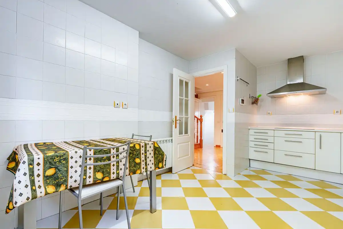 Maison mitoyenne avec terrasse à vendre à Calle de la Bahía de Santander, imagen 11
