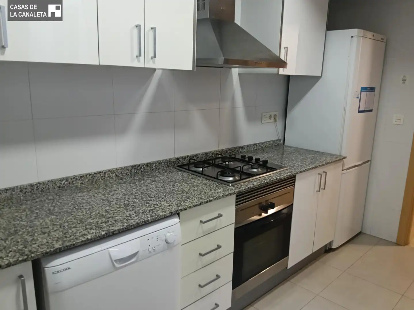 Kitchen of Flat for sale in Mislata  with Air Conditioner, Storage room and Balcony