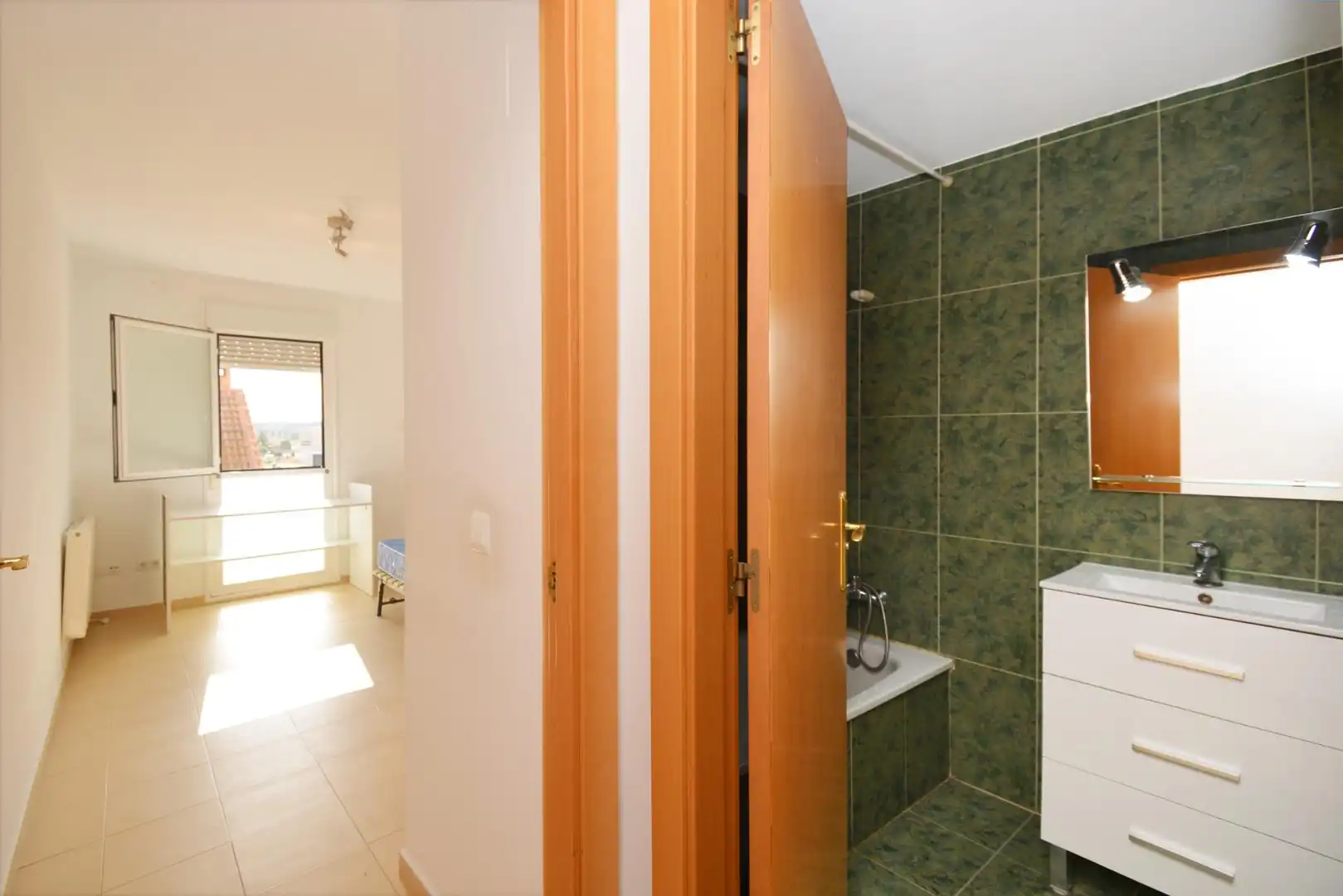 Baño de Piso en venta en El Burgo de Ebro, Zaragoza