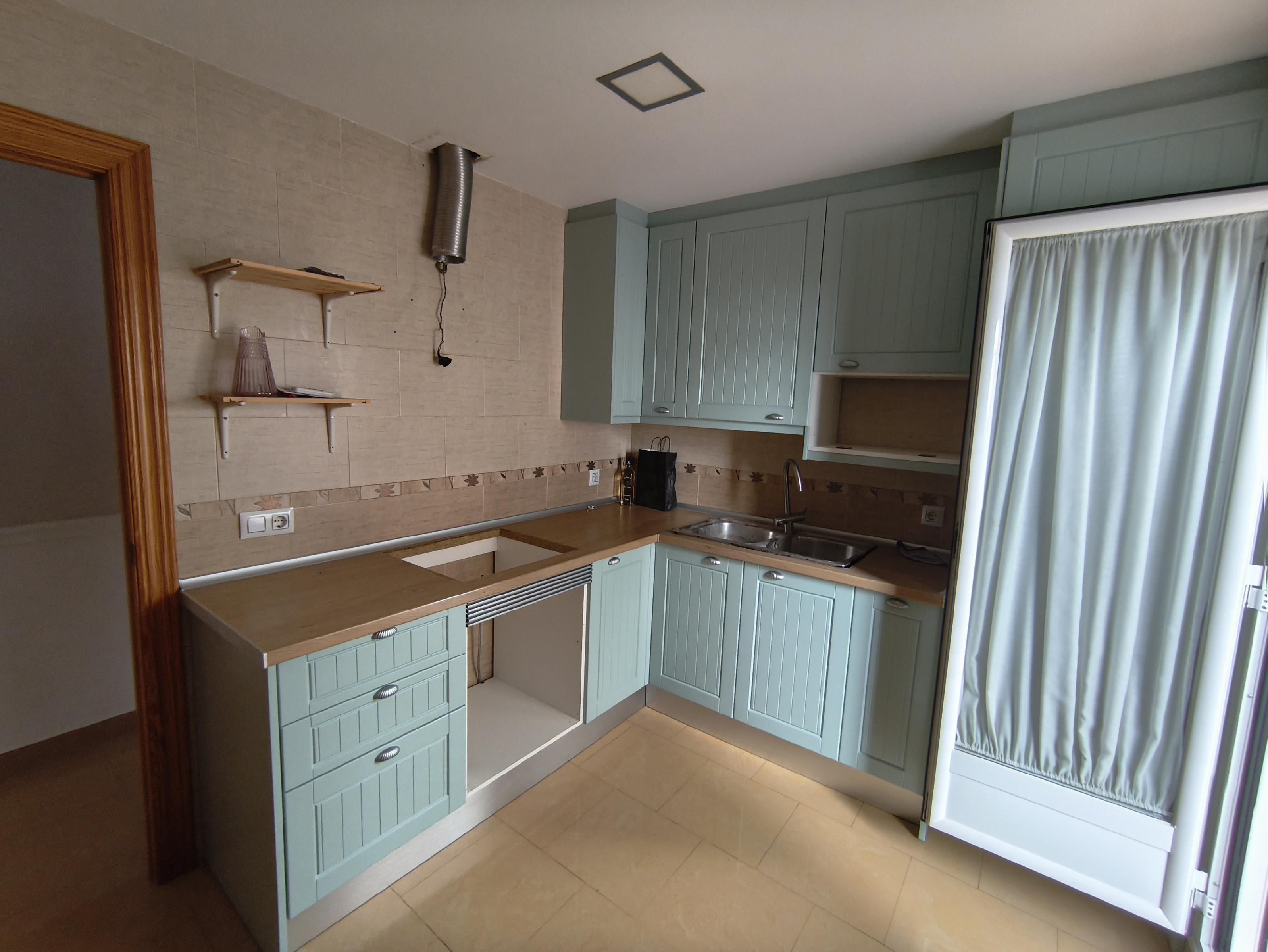 Cuina de Casa adosada en venda en Andújar amb Aire condicionat, Calefacció i Terrassa