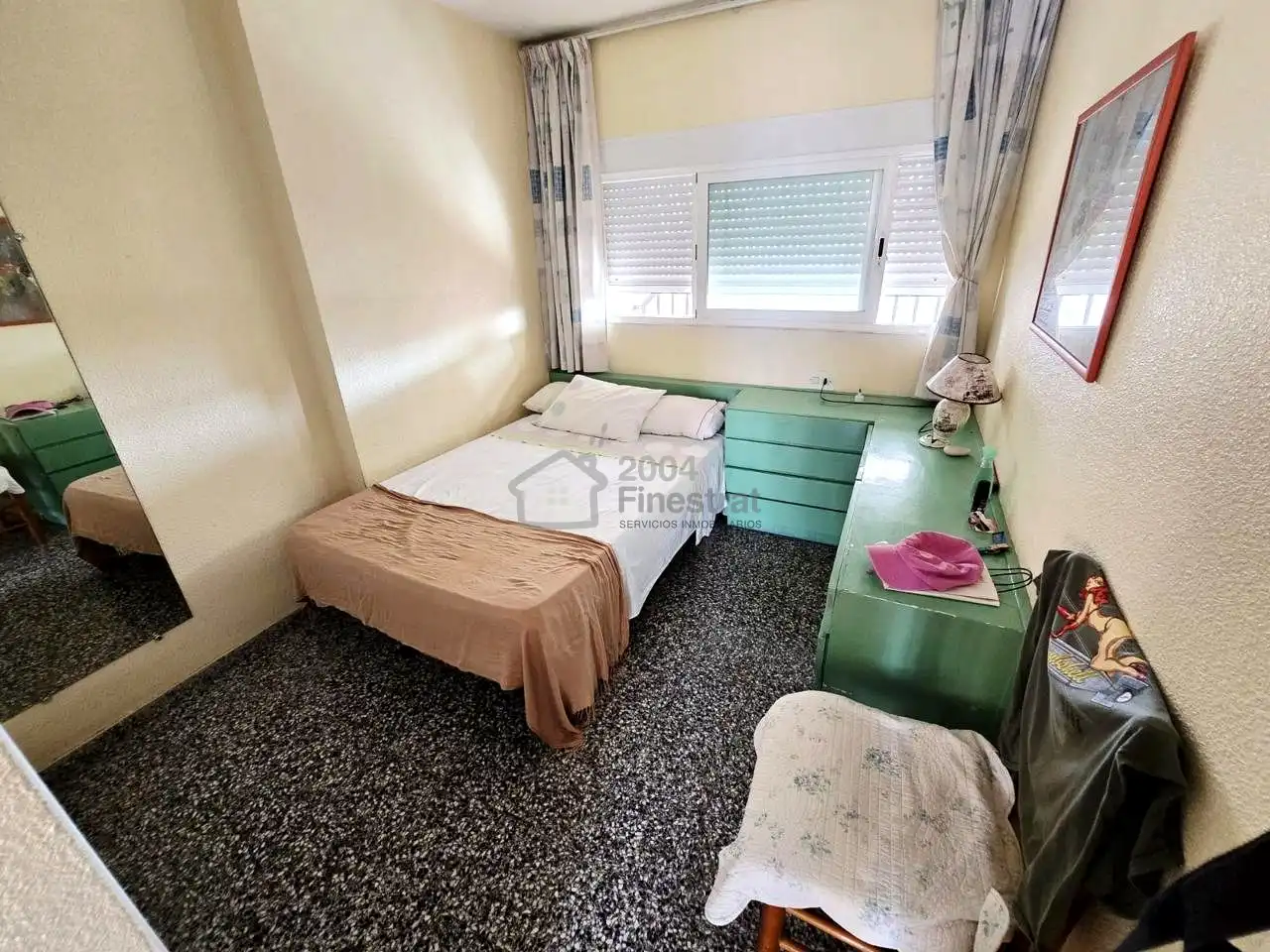Habitación de Apartamento en venta en Benidorm con Terraza, Amueblado y Piscina comunitaria
