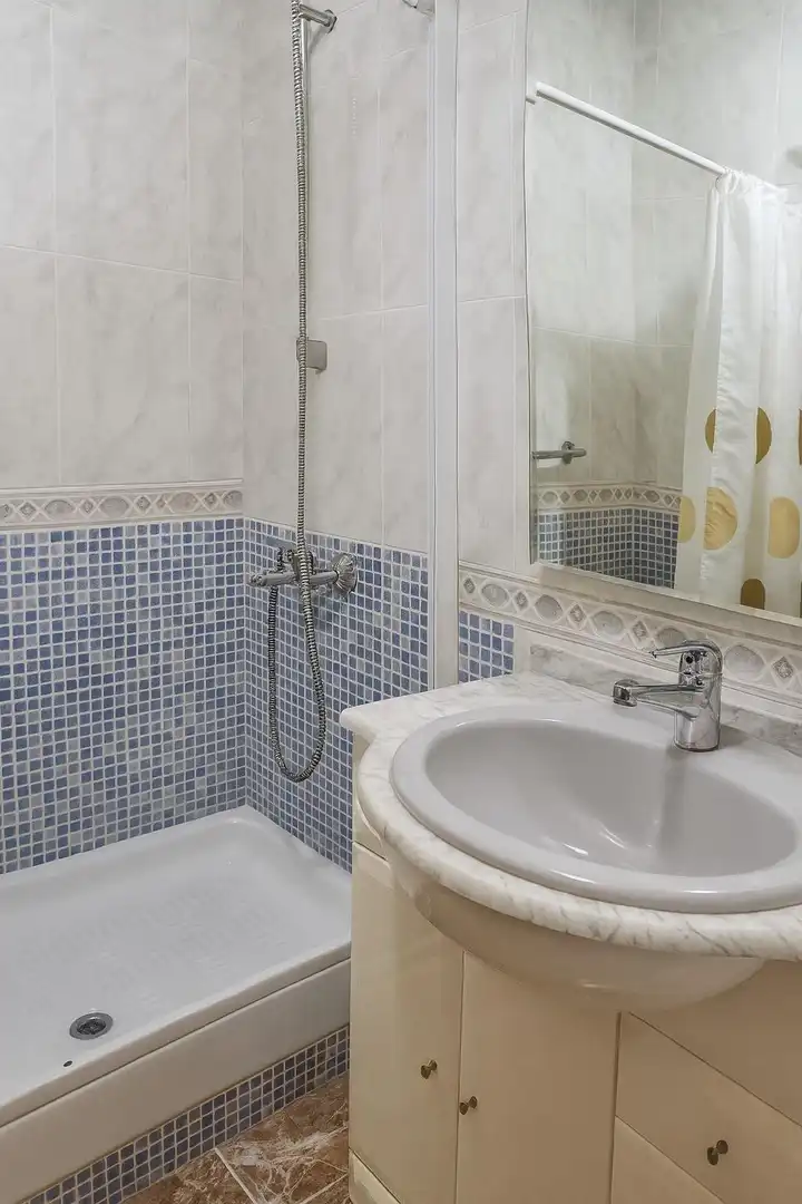 Bathroom of Flat for sale in Murcia