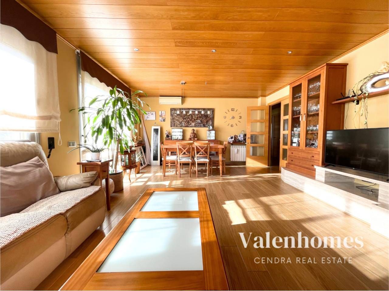 Sala d'estar de Casa o xalet en venda en Avinyó amb Aire condicionat, Calefacció i Jardí privat