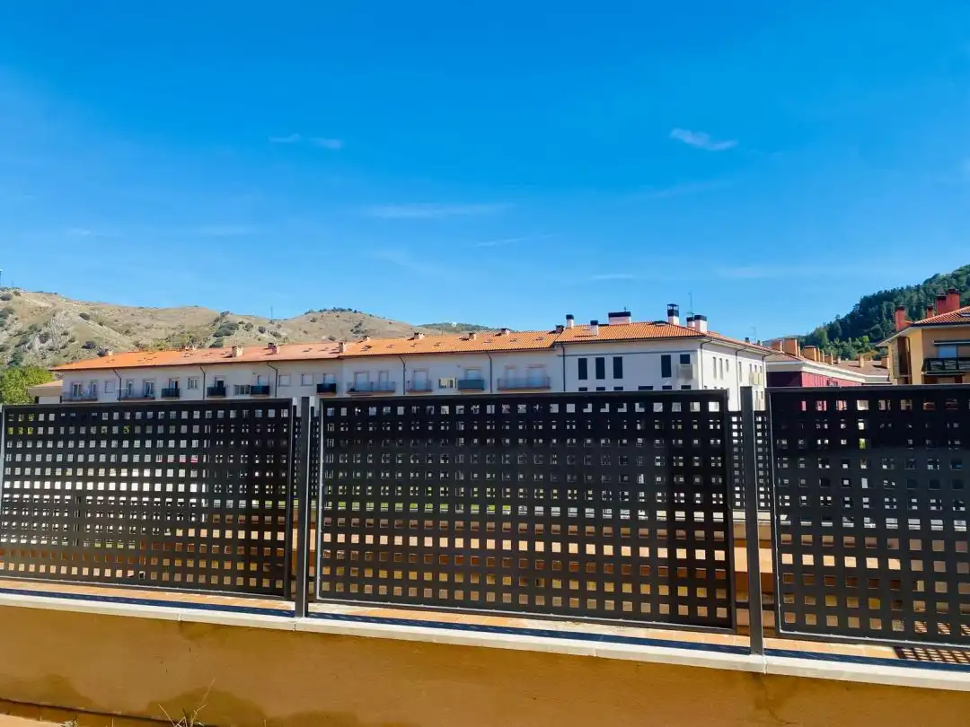 Vista exterior de Piso en venta en Ezcaray con Calefacción, Jardín privado y Terraza