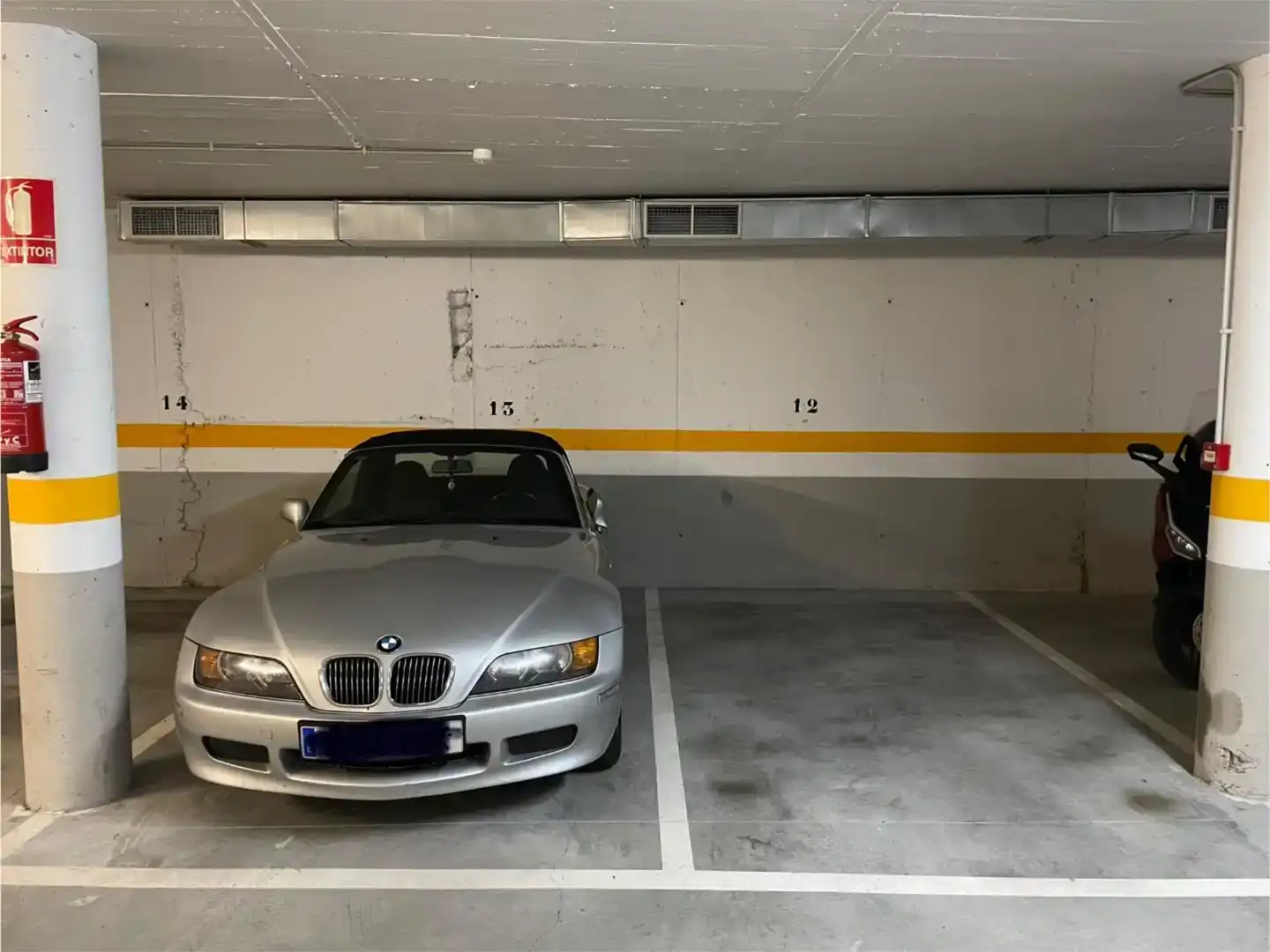 Aparcament de Garatge en venda en Neda