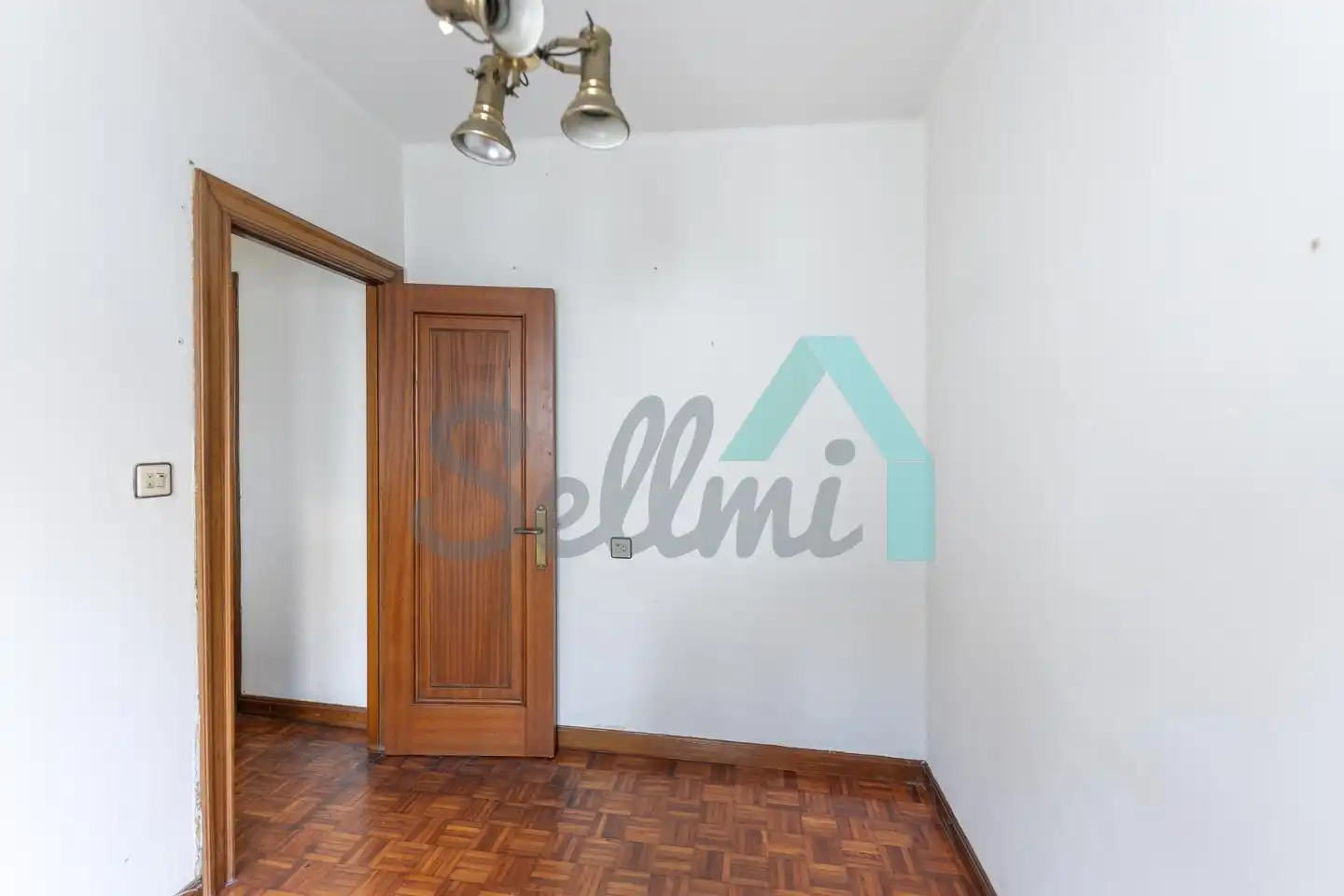 Bedroom of Flat for sale in Gijón   with Heating, Parquet flooring and Terrace