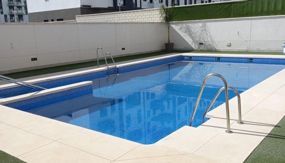 Photo 1 of Flat for sale in Poniente-Norte - Miralbaida - Parque Azahara, Córdoba
