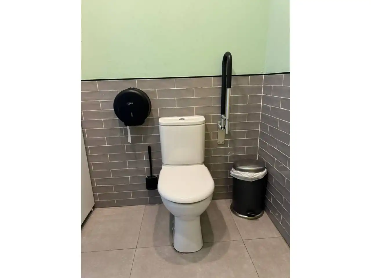 Badezimmer von Geschaftsraum zur Miete in Rincón de la Victoria