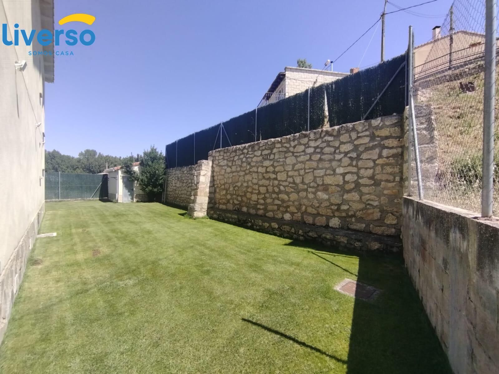 Jardí de Casa o xalet en venda en Villalbilla de Gumiel amb Calefacció, Jardí privat i Terrassa