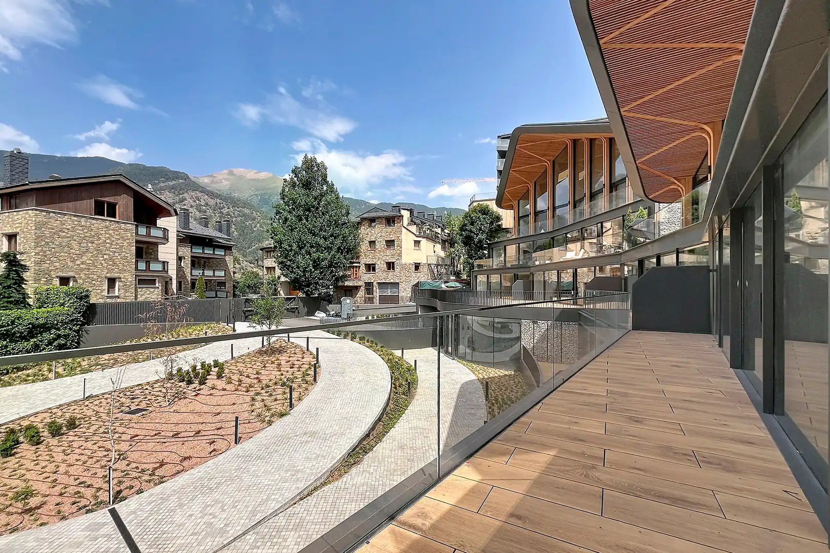 Pis de 2 habitacions en venda a Ordino · 11 de 60