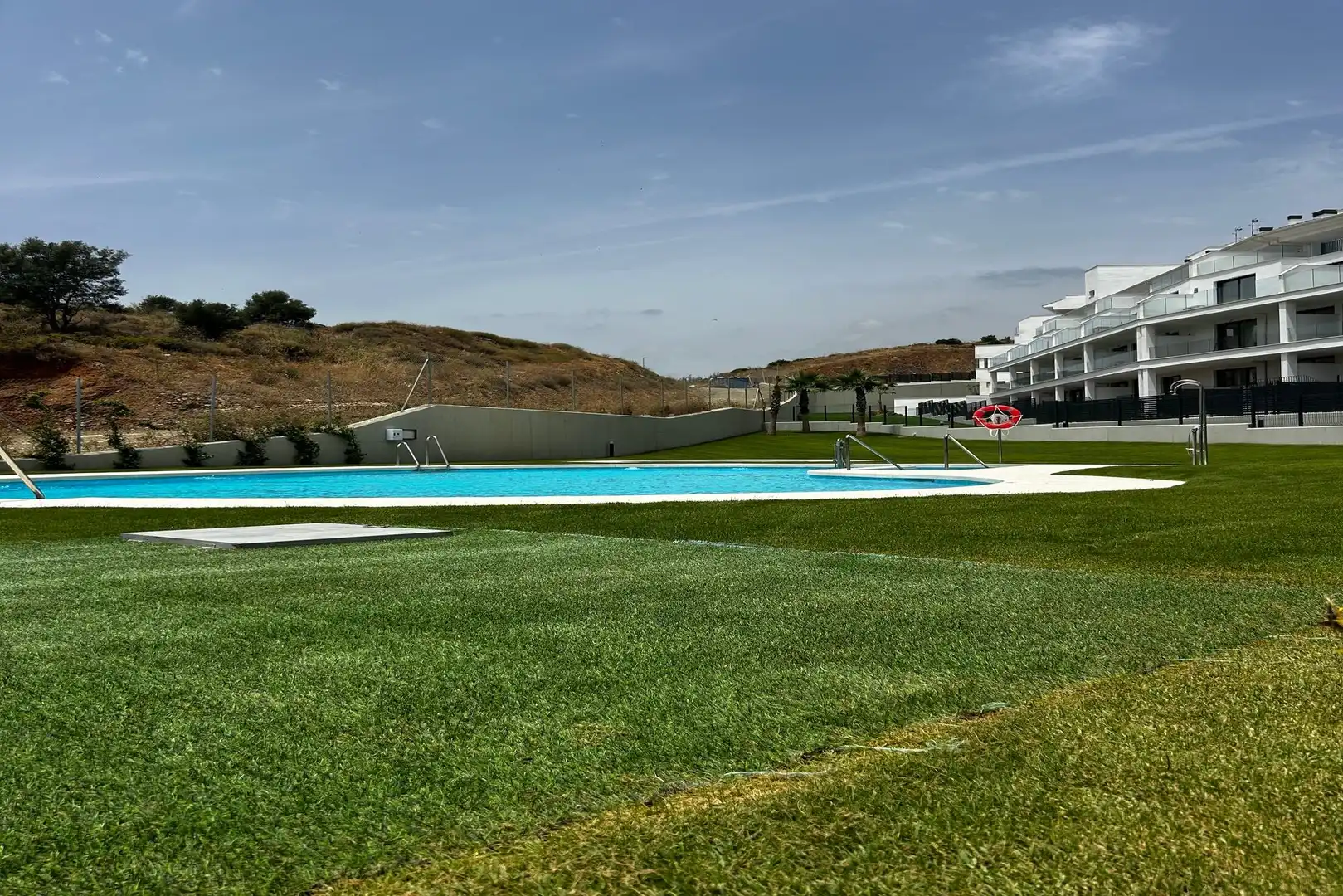 Schwimmbecken von Dachboden zur Miete in Fuengirola mit Terrasse