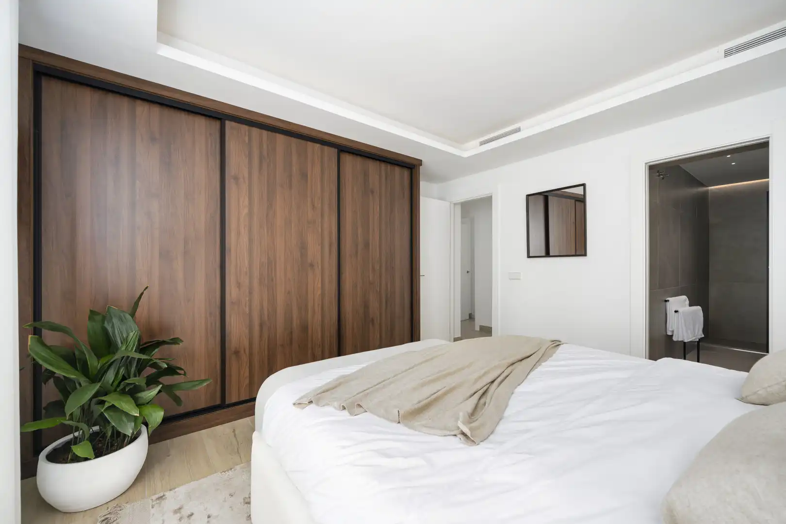 Habitación de Casa o chalet en venta en Marbella con Aire acondicionado, Jardín privado y Terraza