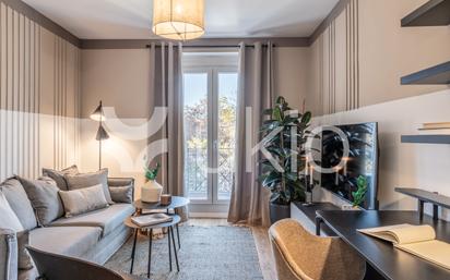 Sala d'estar de Apartament de lloguer en  Madrid Capital amb Aire condicionat