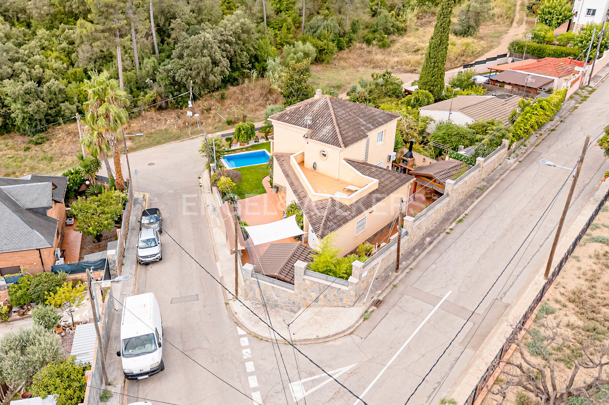 Exterior view of House or chalet for sale in Sant Vicenç Dels Horts  with Heating, Storage room and Swimming Pool