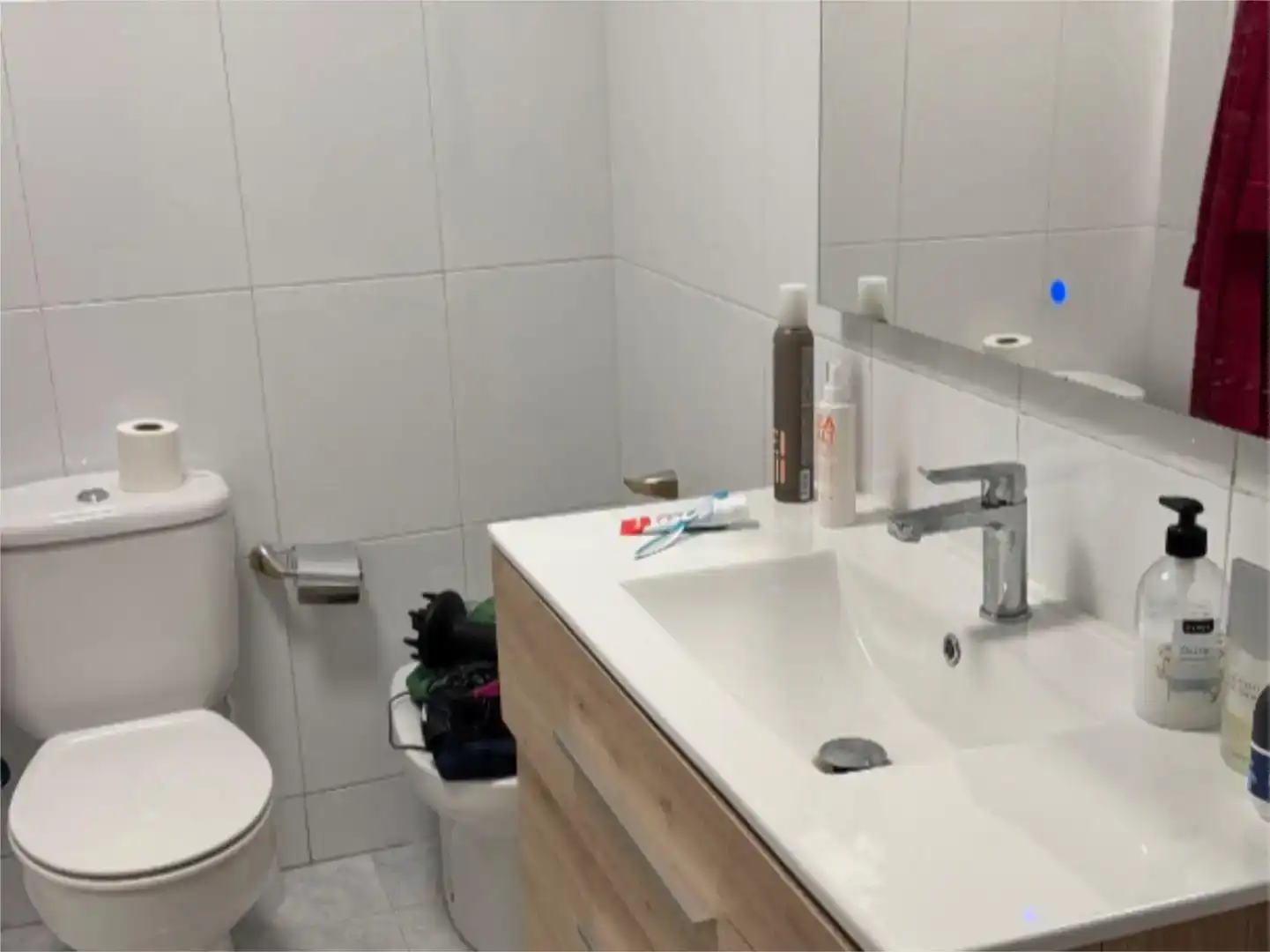 Bany de Pis en venda en Sabadell amb Aire condicionat i Balcó