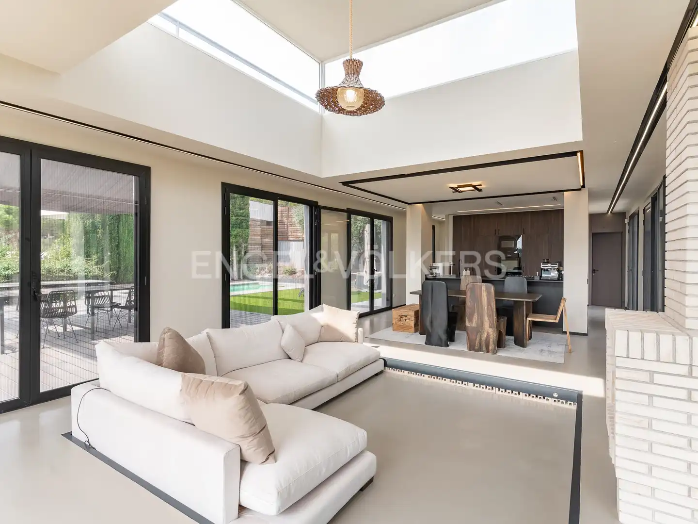 Sala de estar de Casa o chalet en venta en Premià de Dalt con Aire acondicionado, Calefacción y Jardín privado