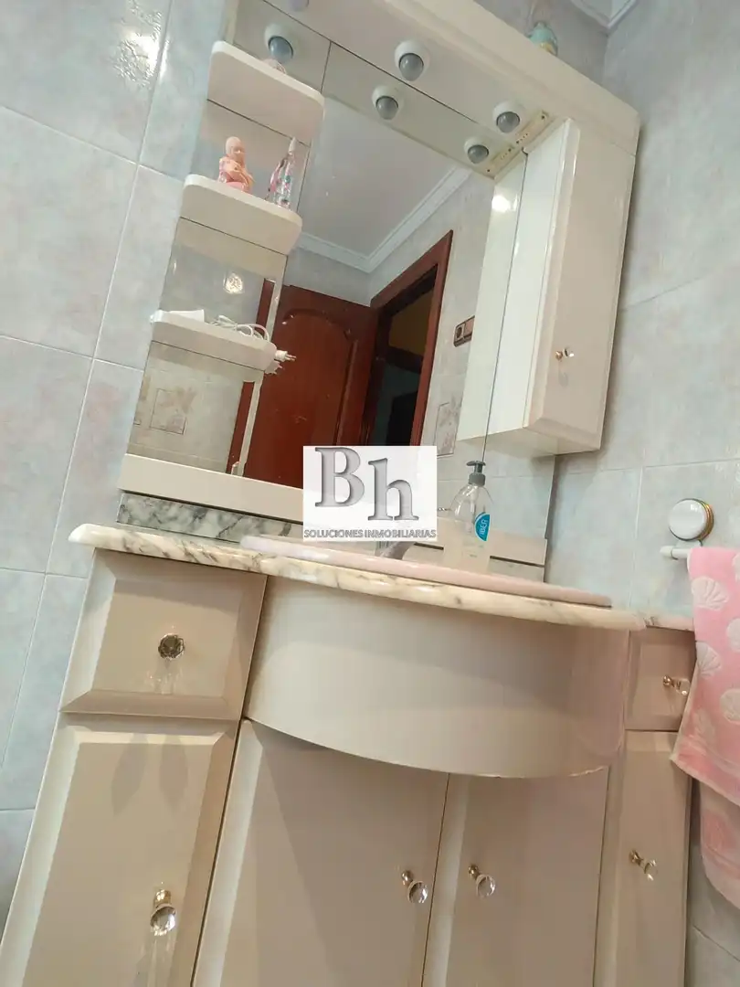 Baño de Piso en venta en Málaga con Aire acondicionado