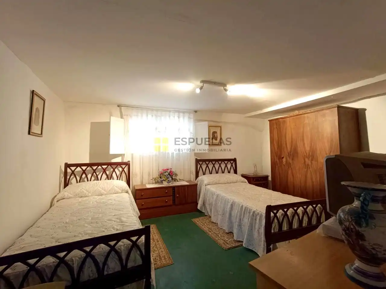 Dormitori de Casa o xalet en venda en Enciso amb Terrassa, Traster i Moblat