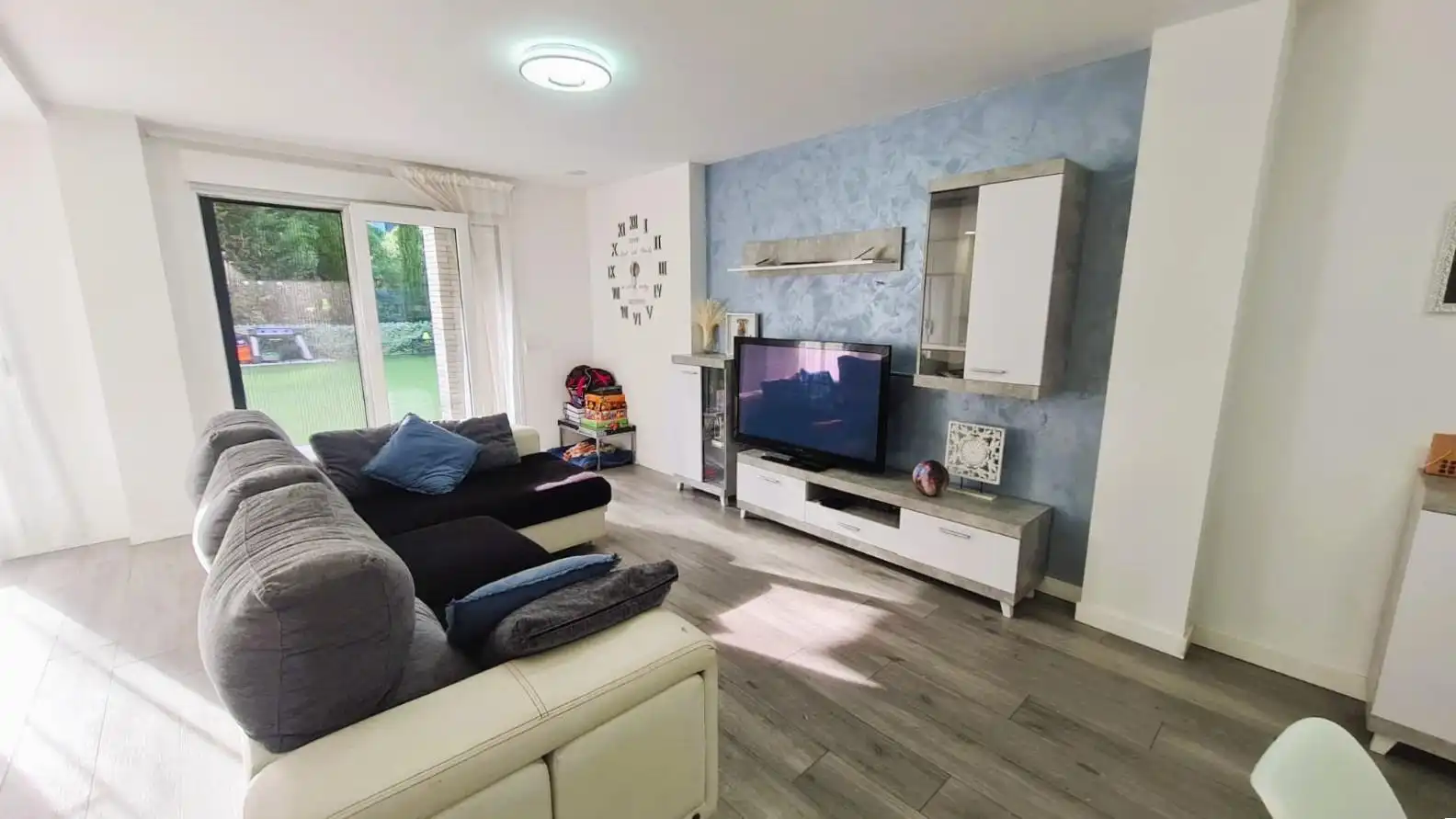 Sala de estar de Casa o chalet en venta en Valladolid con Calefacción, Jardín privado y Terraza