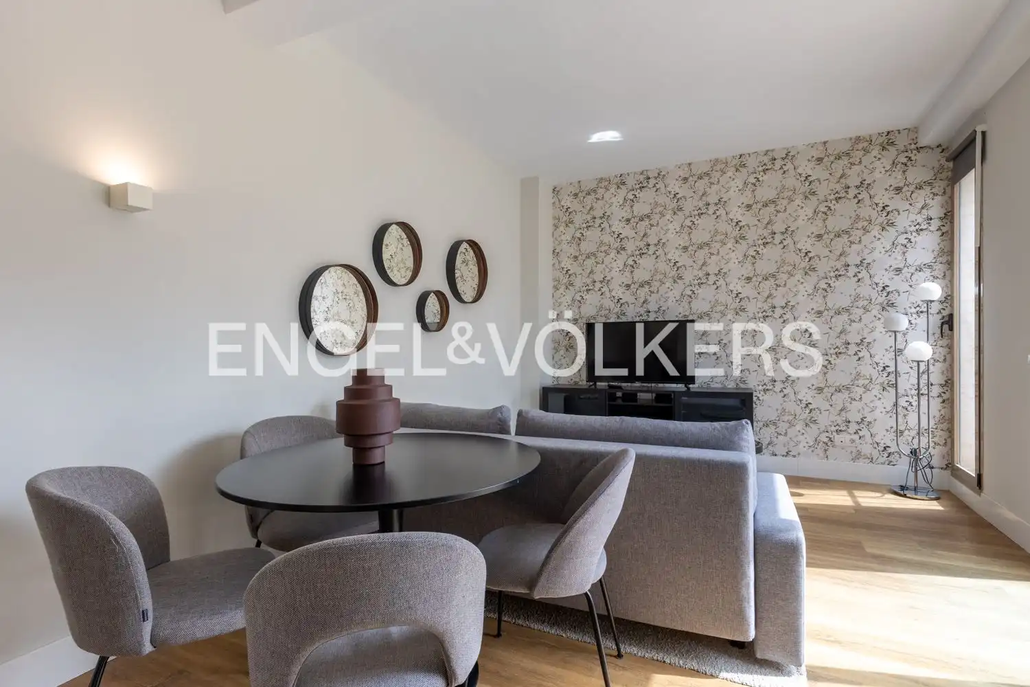 Sala de estar de Piso de alquiler en Valencia con Aire acondicionado, Calefacción y Jardín privado