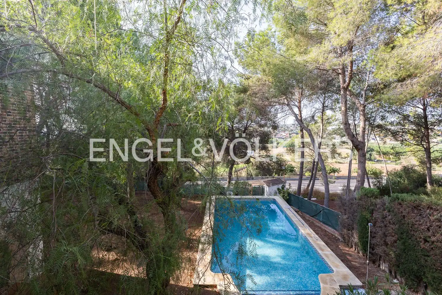 Piscina de Casa o chalet de alquiler en Paterna con Aire acondicionado, Calefacción y Jardín privado