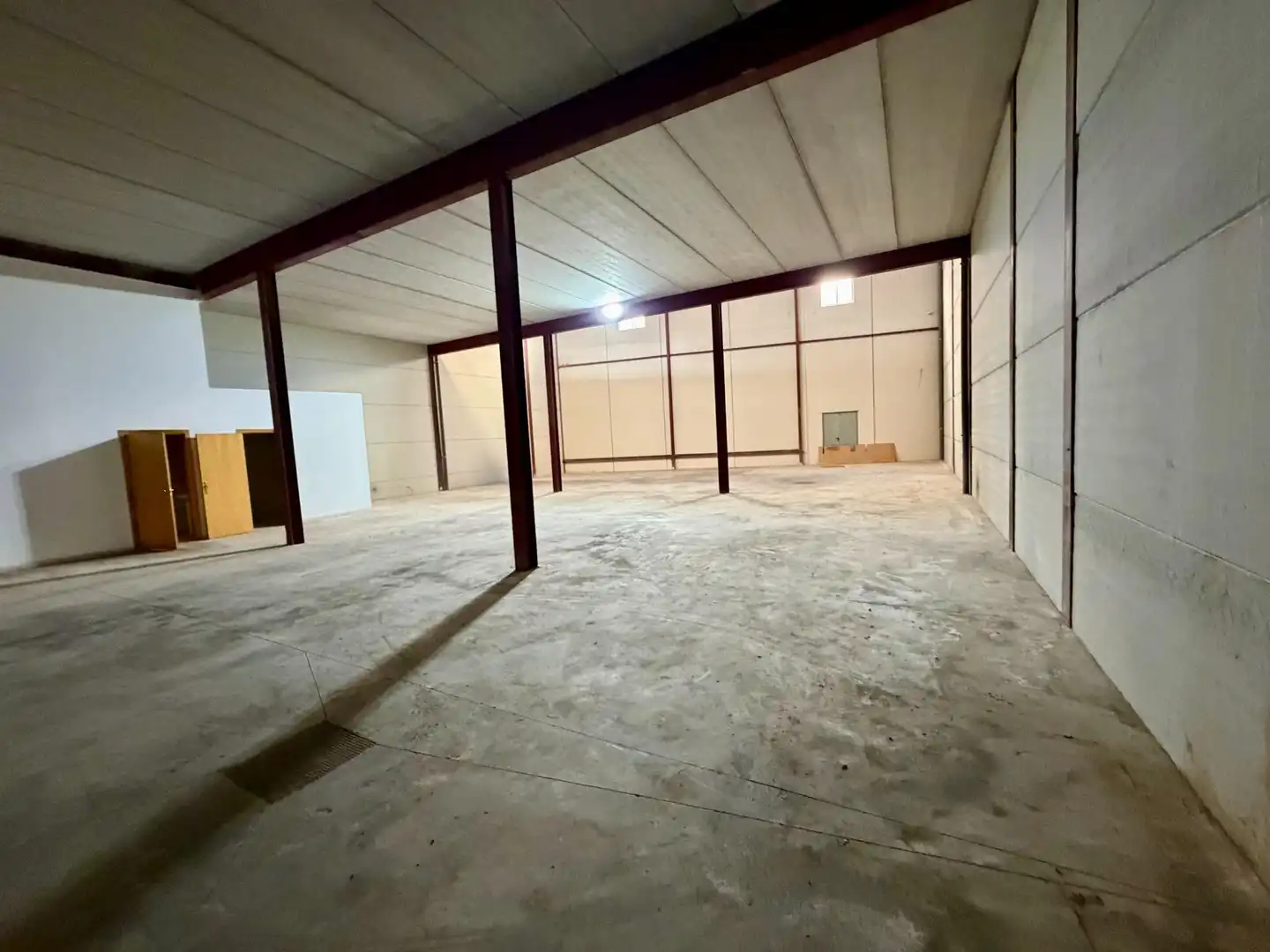 Industrial buildings for rent in Aspe
