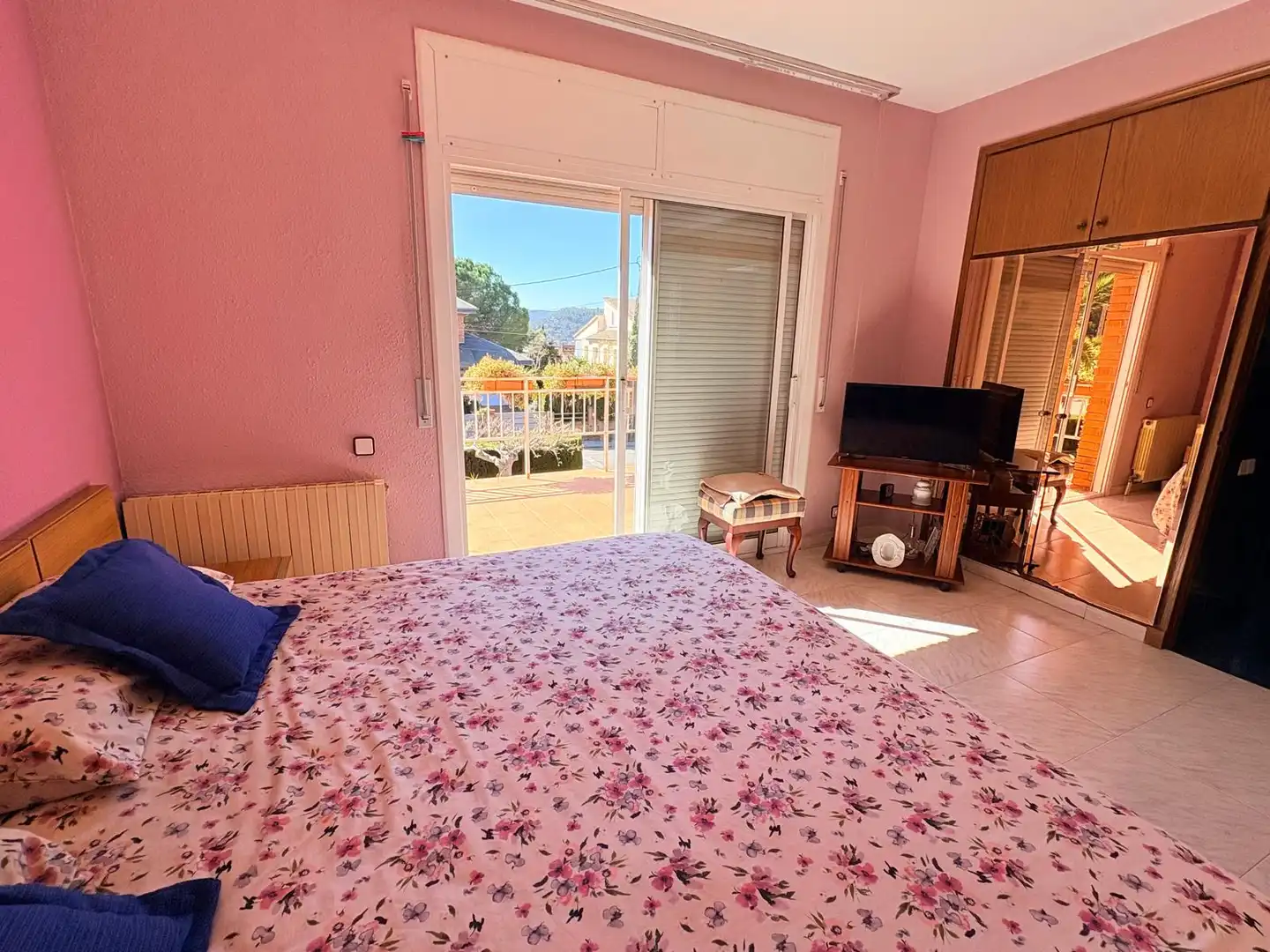 Habitación de Casa o chalet en venta en Pallejà con Aire acondicionado, Calefacción y Jardín privado