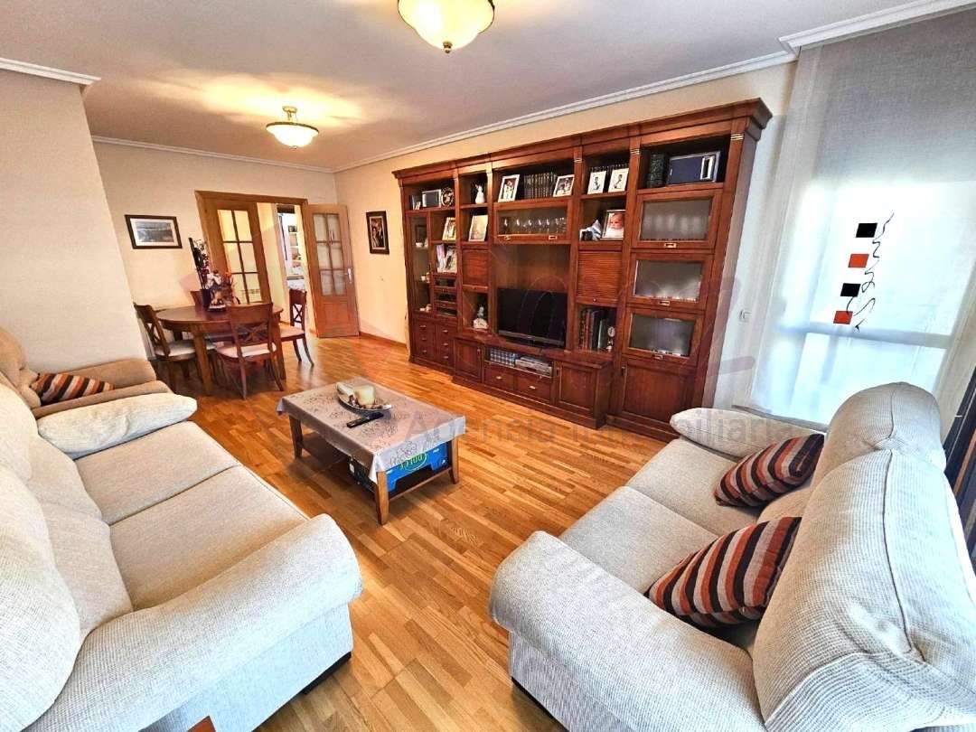 Living room of Flat for sale in  Logroño  with Heating, Terrace and Storage room