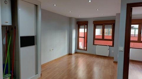 Foto 3 de Apartamento de alquiler en Calle Rosal, 34, Parque San Francisco - Uría, Oviedo