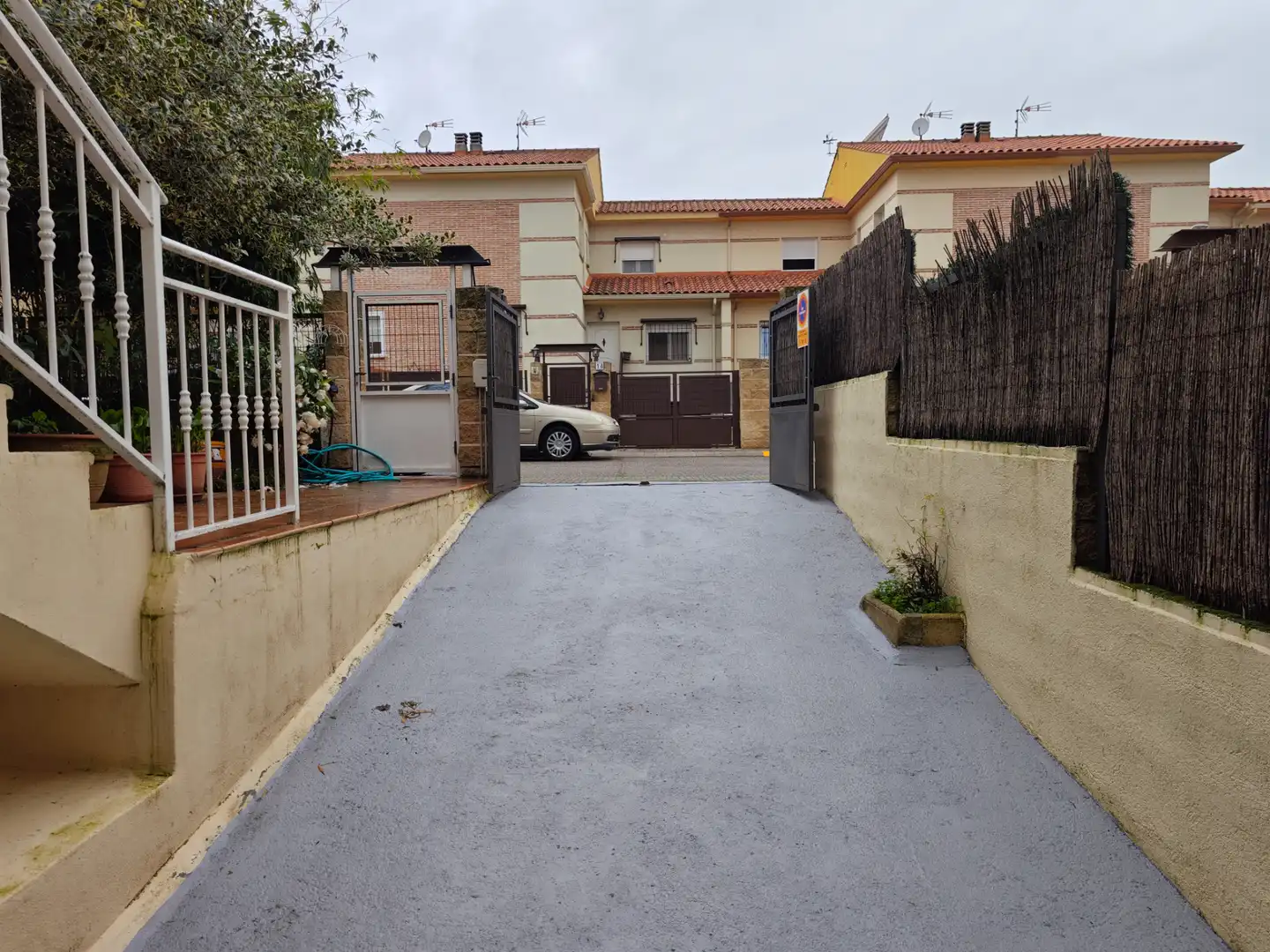 Adossat amb terrassa en venda a Cedillo del Condado, imagen 11
