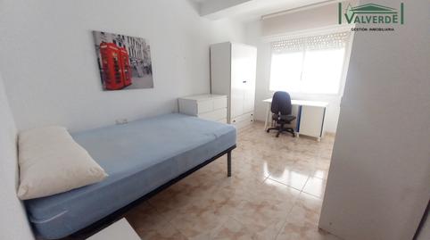 Photo 2 of Flat to rent in Calle Emperatriz Eugenia, Camino de Ronda,  Granada Capital