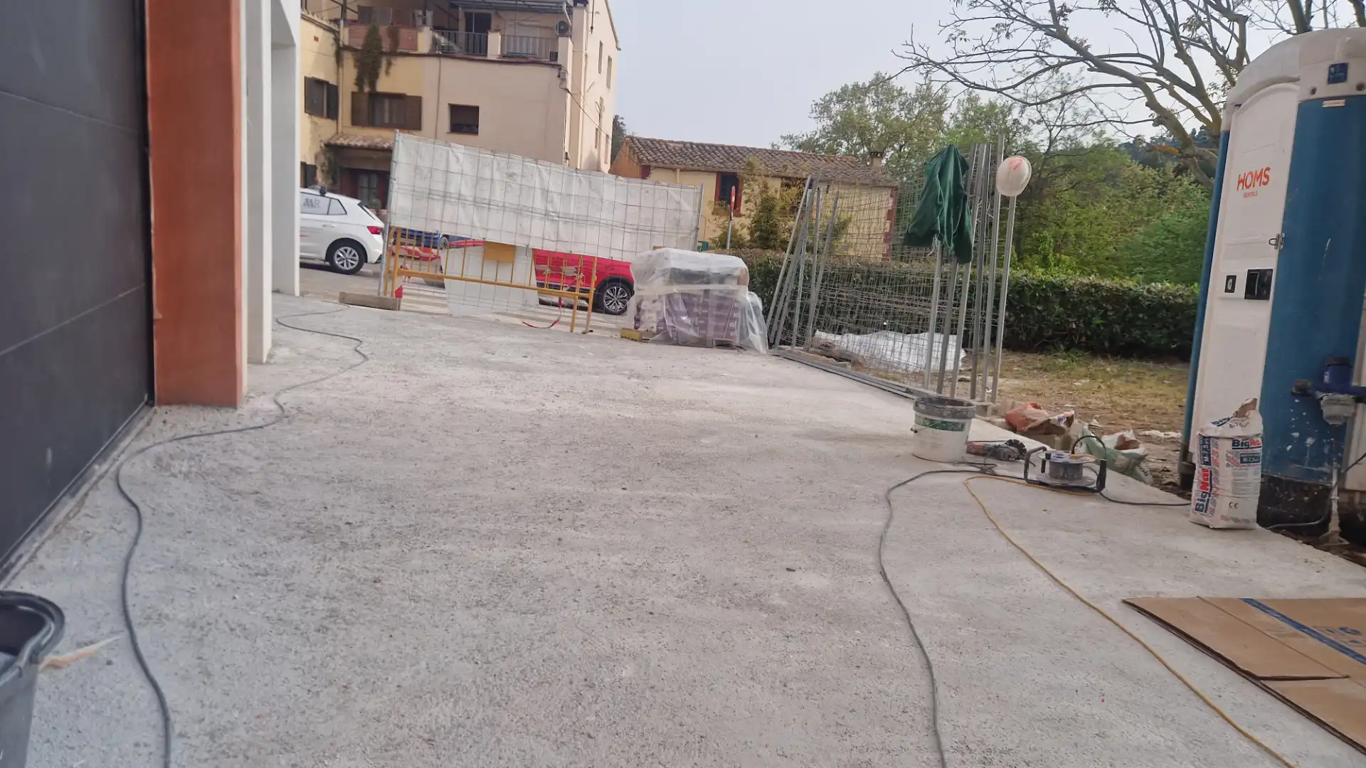 Aparcament de Casa adosada en venda en Torrelles de Llobregat amb Aire condicionat, Calefacció i Jardí privat