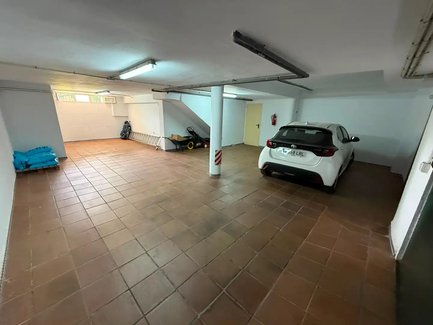 Parking de Casa o chalet en venta en Córdoba con Aire acondicionado, Calefacción y Jardín privado