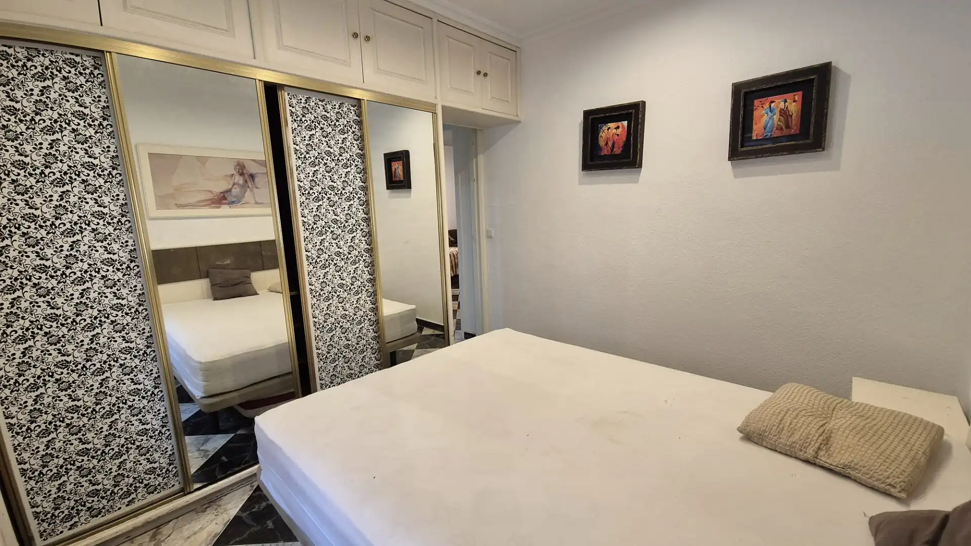 Habitación de Piso en venta en Badajoz con Aire acondicionado, Calefacción y Amueblado