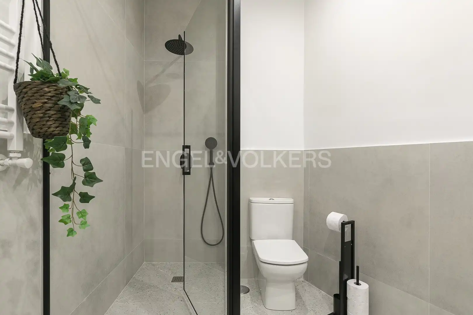 Bathroom of Flat for rent in Madrid  with Air Conditioner, Heating and Pets allowed