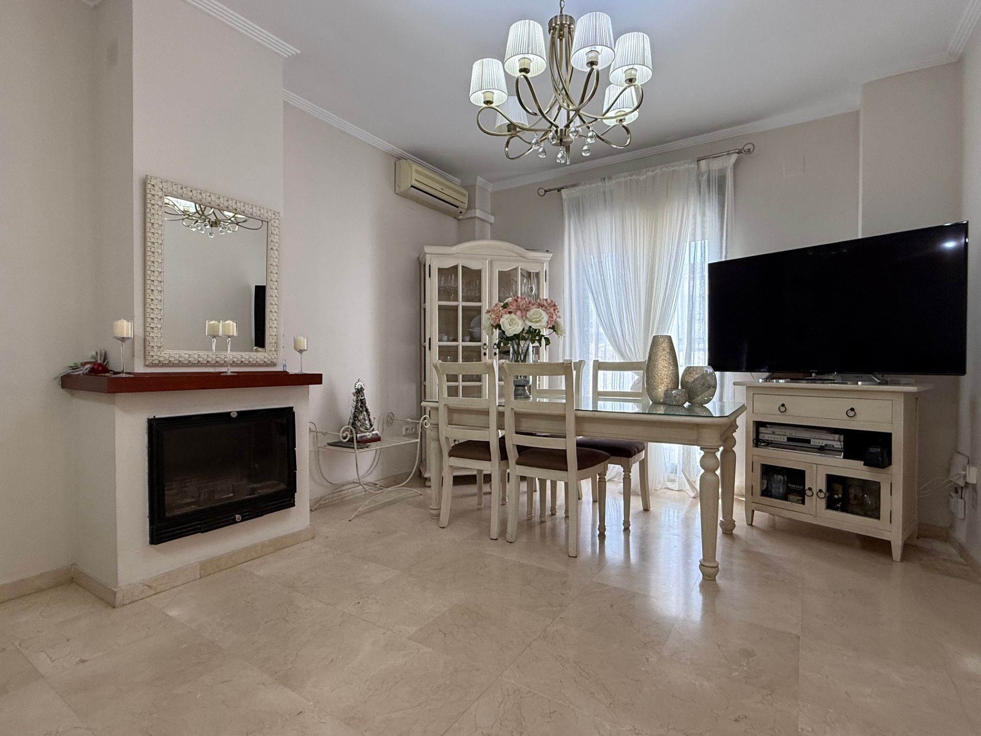 Single-family semi-detached for sale in Núcleo urbano