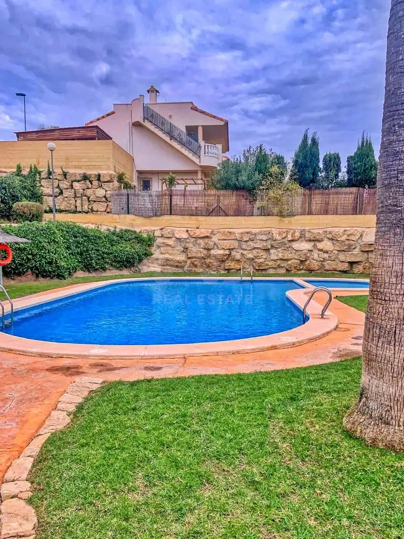 Piscina de Casa adosada en venta en Mutxamel con Aire acondicionado, Calefacción y Terraza