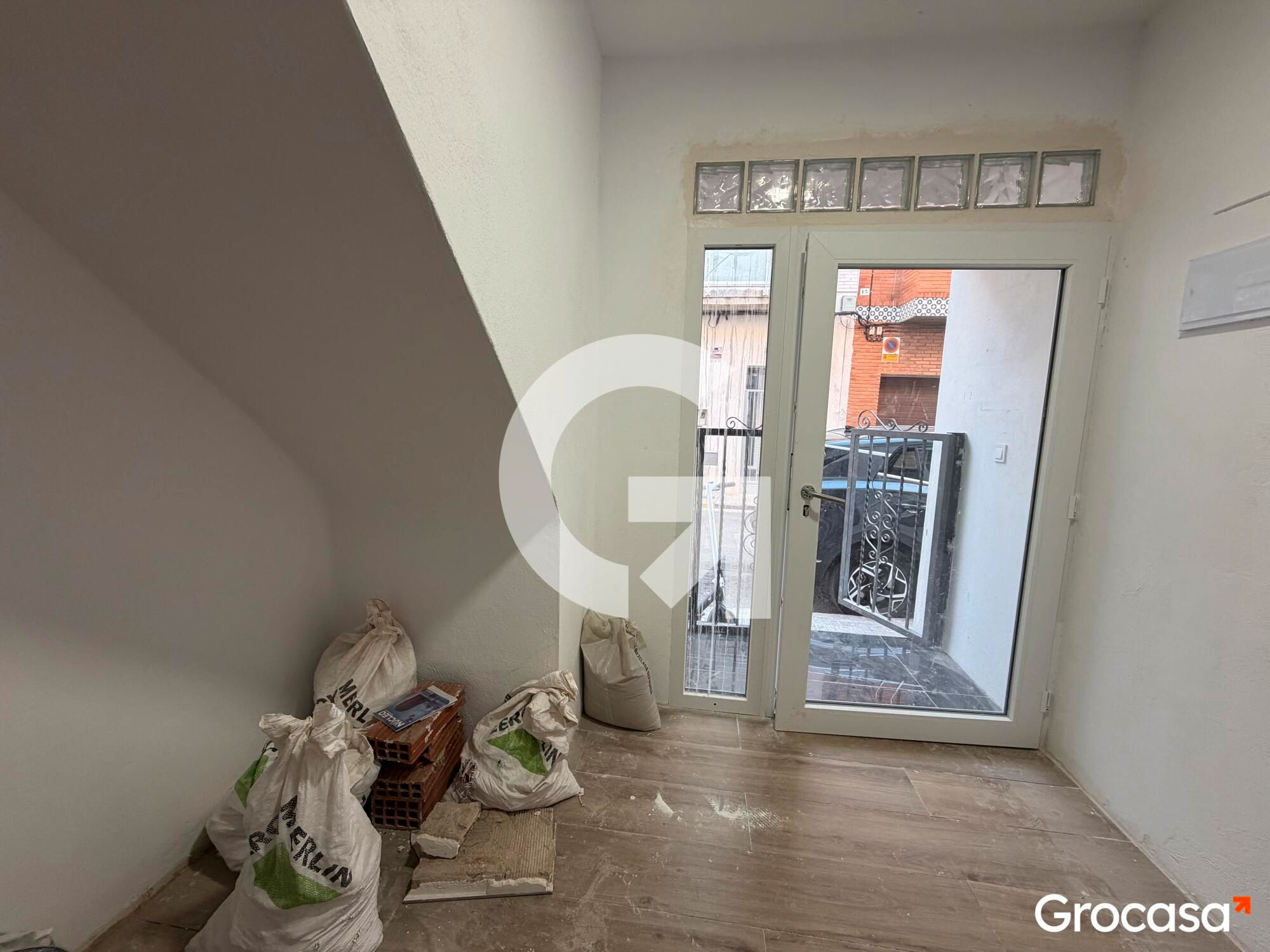 Flat for sale in Sagunto / Sagunt  with Oven