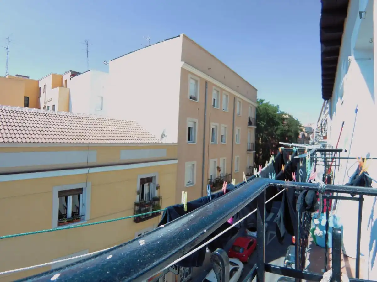 Study for rent in Puerta del Ángel