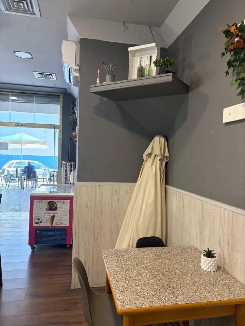 Commercial properties for sale in  Logroño  with Air Conditioner, Heating and Terrace