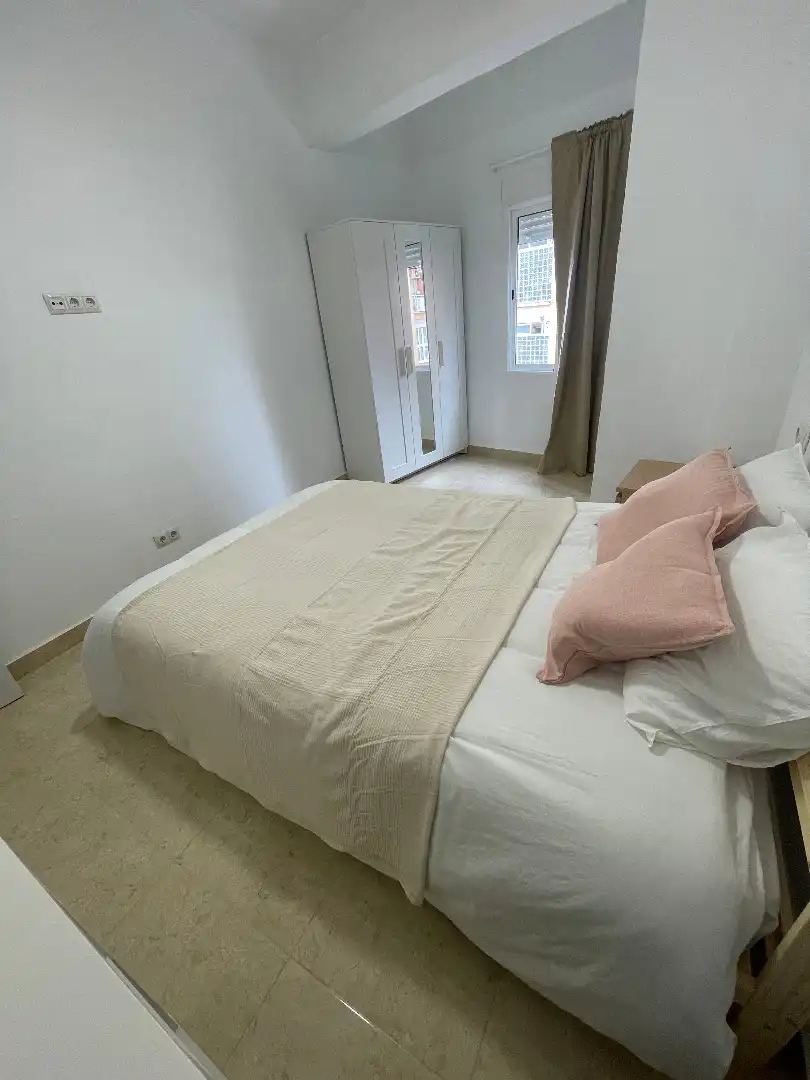 Flat for rent in Avenida de la Industria, 38, Centro