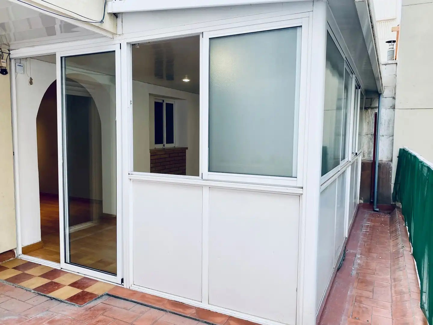 Erdgeschoss zum Verkauf in Sant Feliu de Llobregat mit Heizung, Parkett und Terrasse