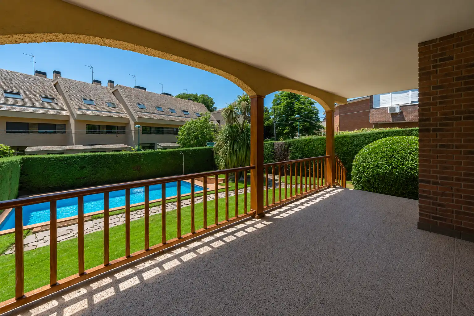 Terrassa de Casa o xalet en venda en Pozuelo de Alarcón amb Calefacció, Jardí privat i Terrassa
