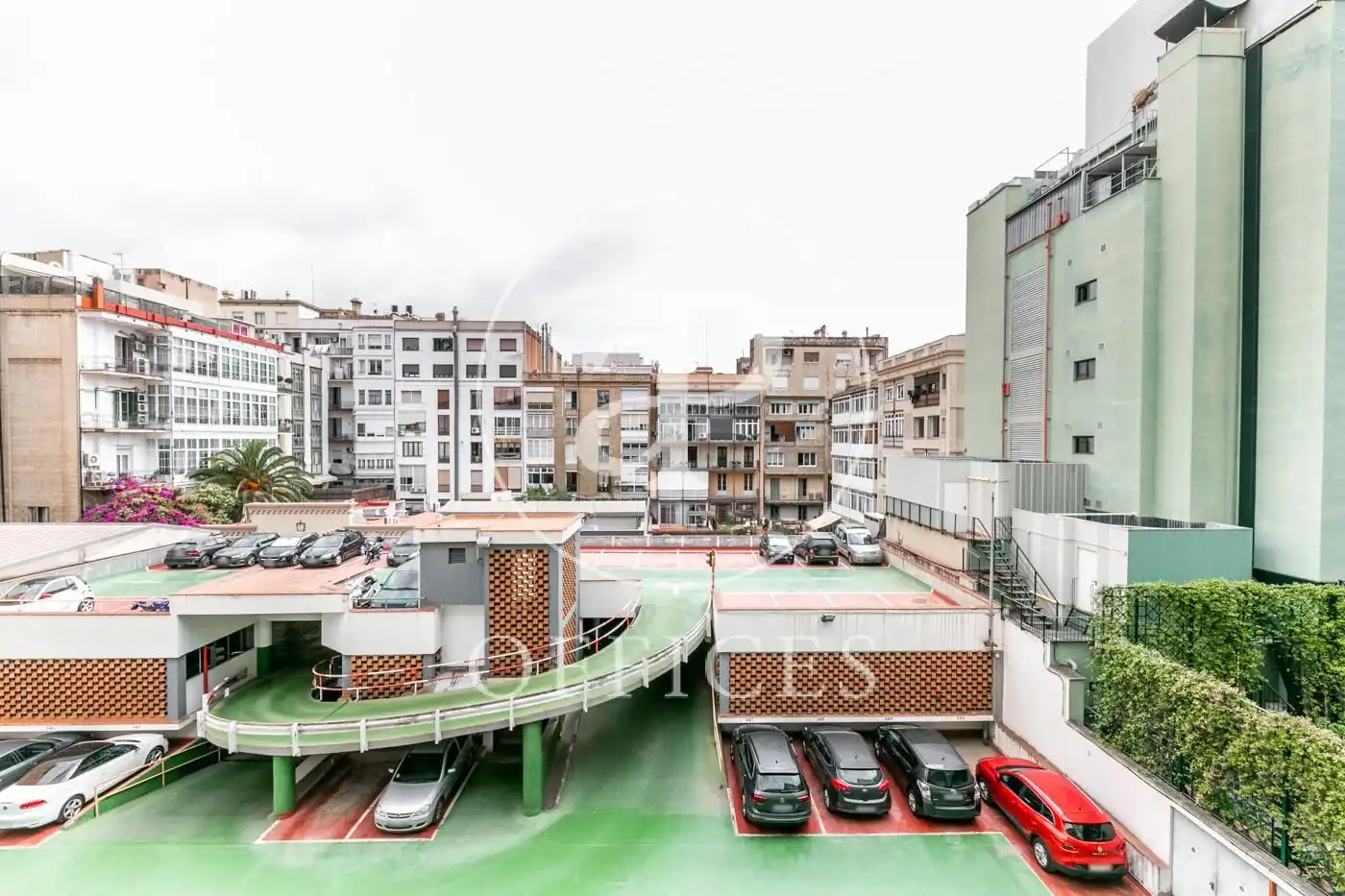 Aparcament de Oficina de lloguer en Barcelona amb Aire condicionat i Calefacció