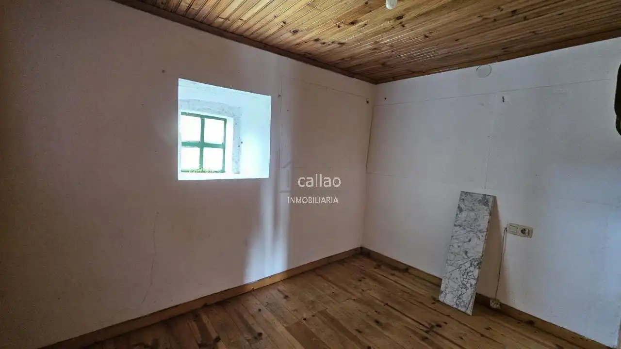 Haus oder Chalet zum Verkauf in Ferrol mit Privatgarten