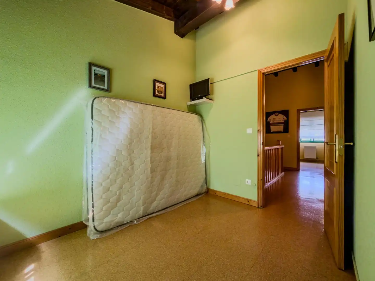 Dormitori de Casa adosada en venda en Villafufre amb Calefacció i Jardí privat