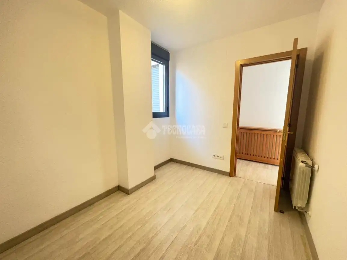 Flat for sale in Boadilla del Monte  with Terrace, Storage room and Community pool